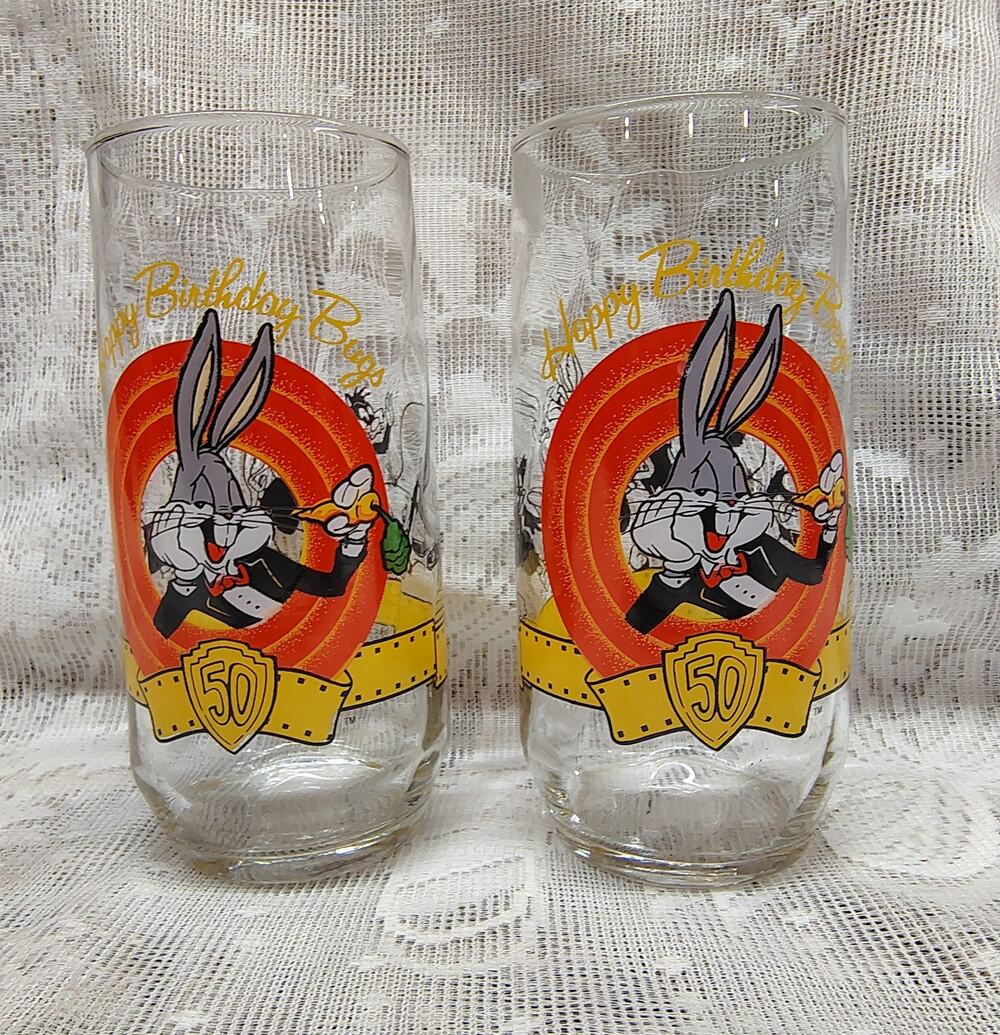 Vintage 1990 Set Of Two Looney Tunes Happy Birthday Bugs Bunny 50th Anniversary